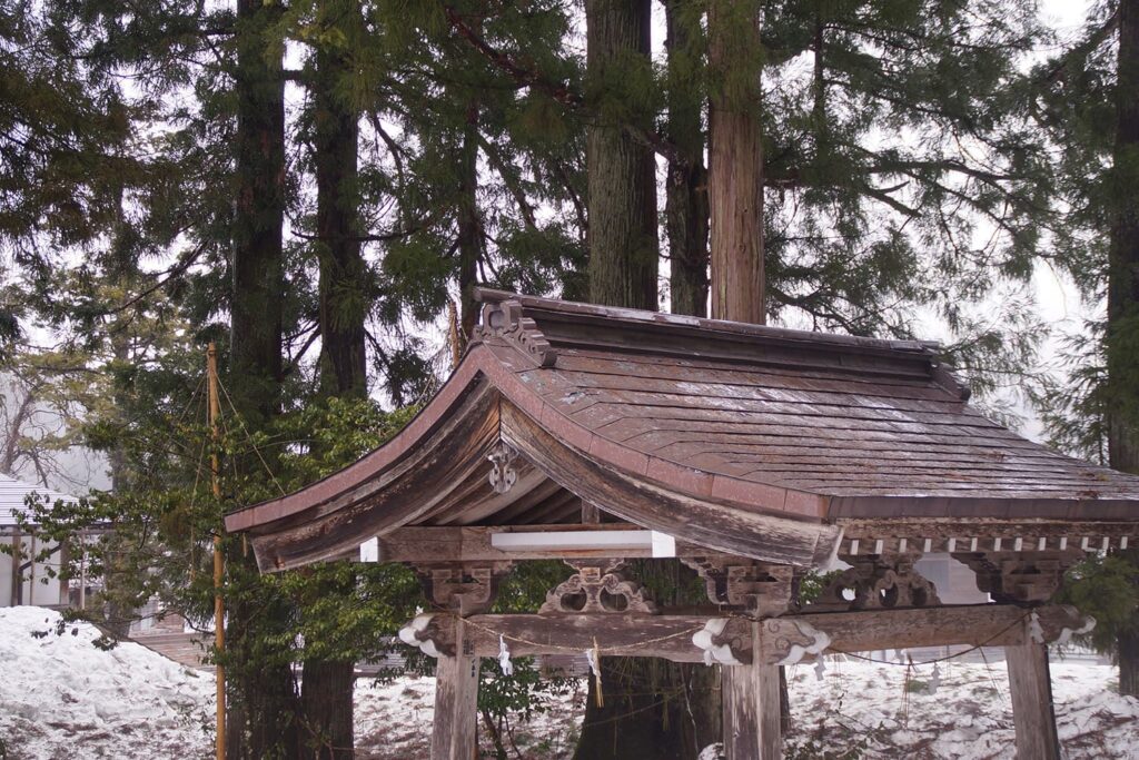 Shirakawa Hachiman Shrine
